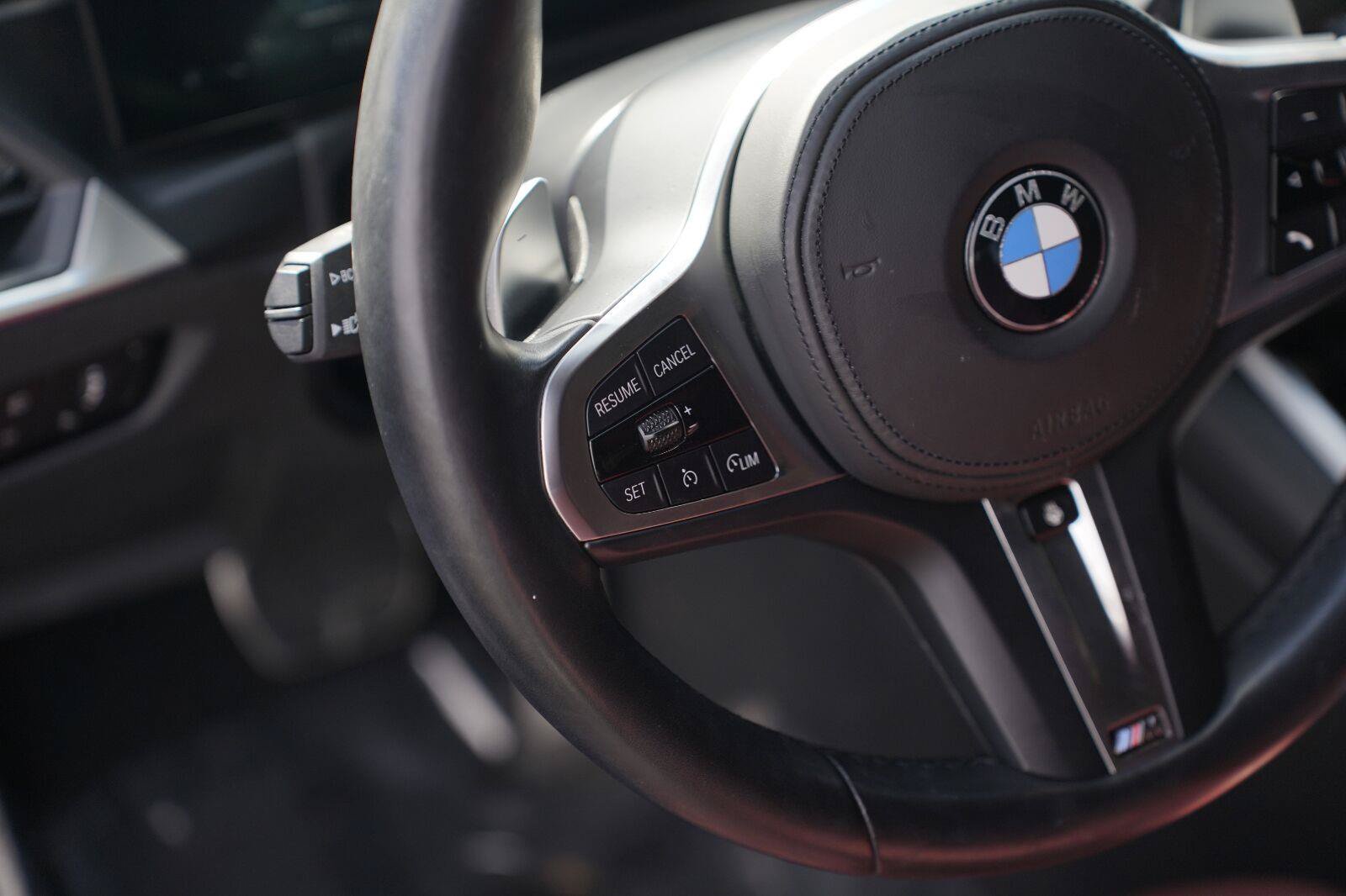 Used 2023 BMW 330i xDrive Sedan w/ M Sport Package AWD/4WD image 13
