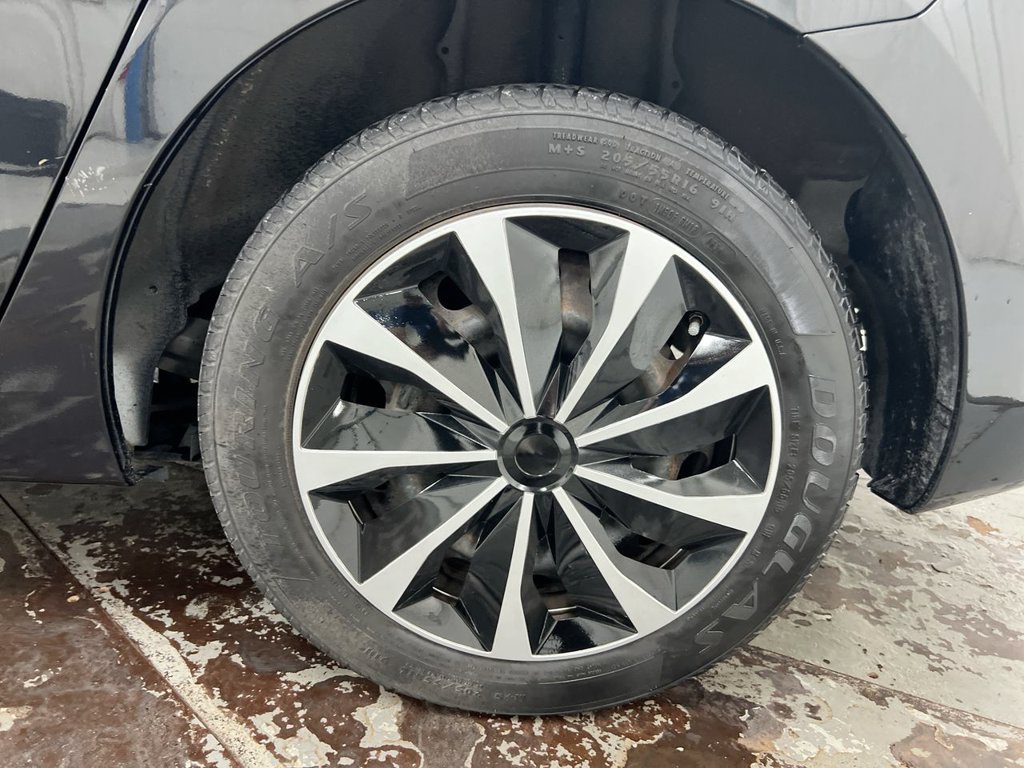 Used 2013 MAZDA MAZDA3 i Sport FWD image 25
