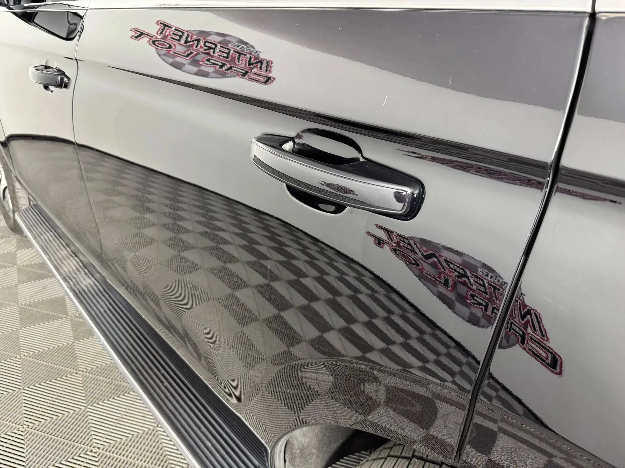 Used 2023 Ford Expedition XLT image 29