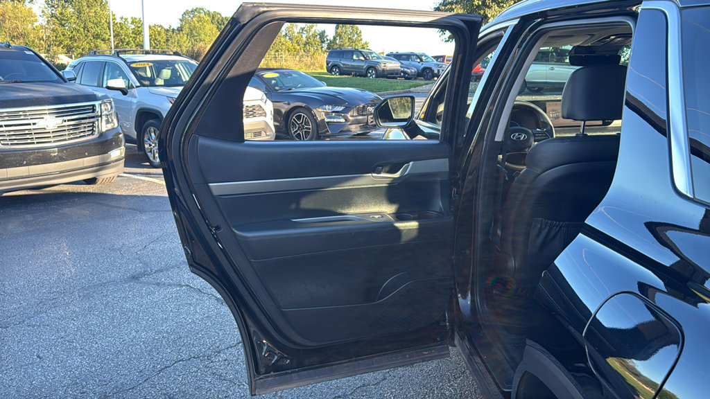 Used 2024 Hyundai Palisade SEL FWD image 29