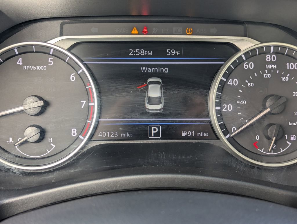 Used 2021 Nissan Sentra SV w/ Lighting Package image 22