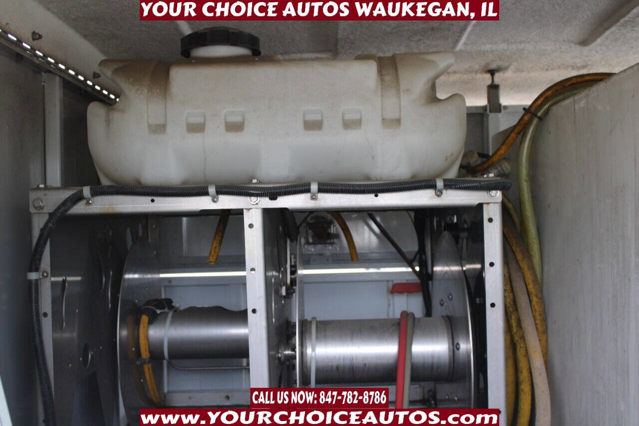 Used 2012 Ford E-450 and Econoline 450 Super Duty image 30