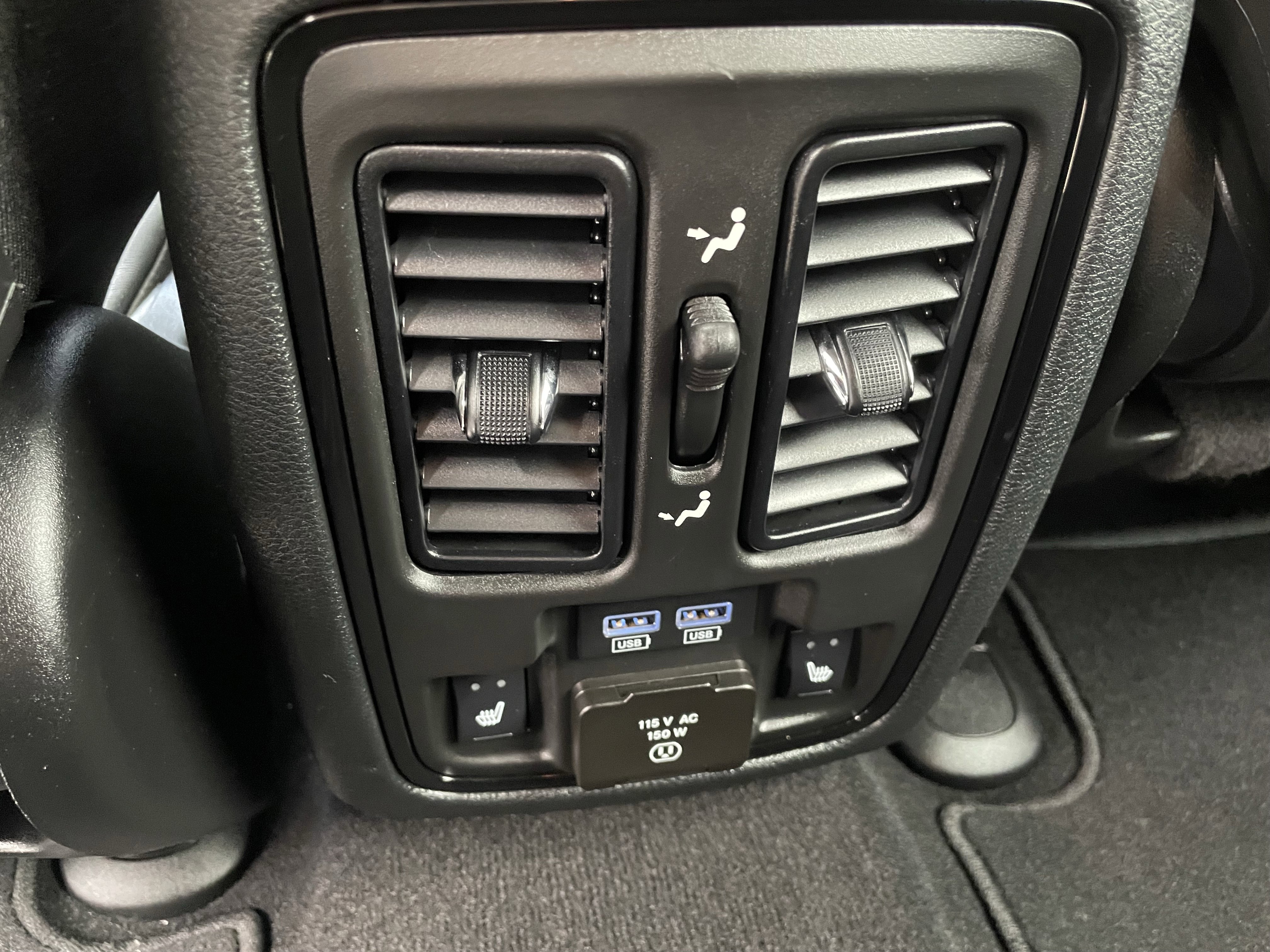 Used 2024 Dodge Durango GT image 27