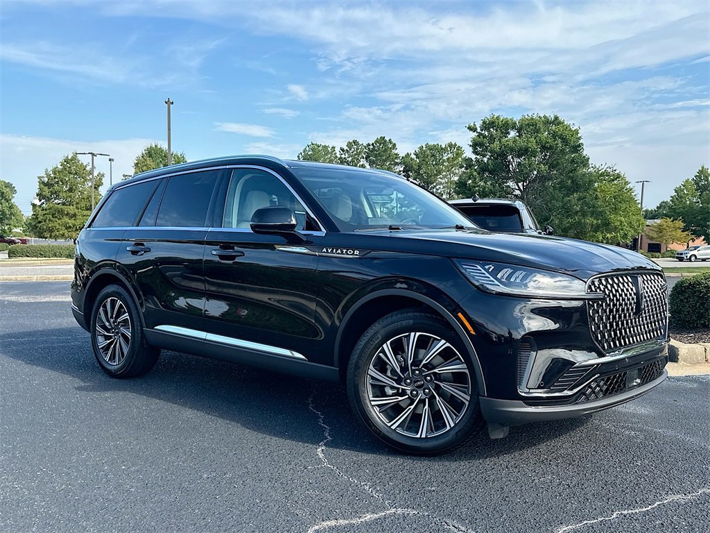 New 2025 Lincoln Aviator 2WD w/ Equipment Group 101A