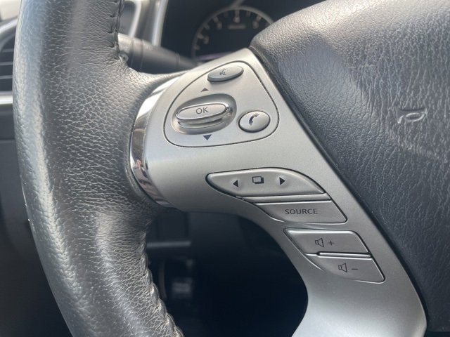 Used 2017 Nissan Murano SV image 20