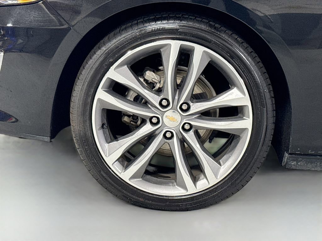 Used 2024 Chevrolet Malibu LT FWD image 11