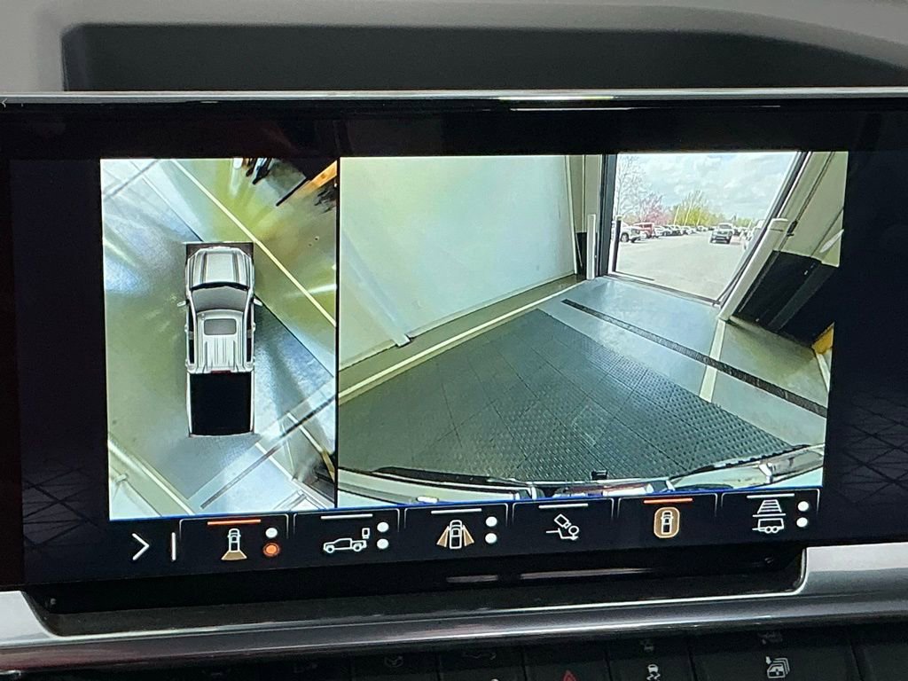 Used 2026 GMC Sierra 1500 SLT w/ SLT Premium Plus Package image 10