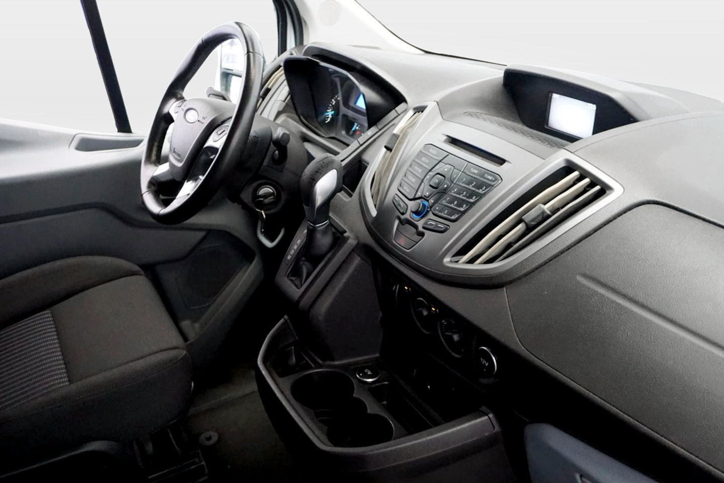Used 2016 Ford Transit 150 XL RWD image 21