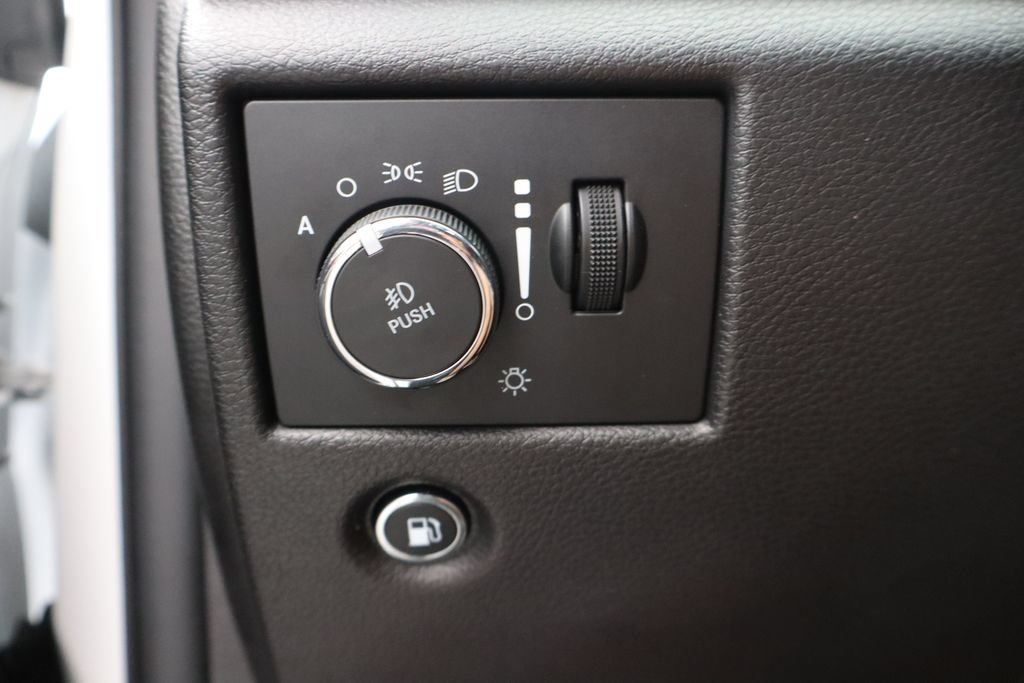 Used 2021 Jeep Grand Cherokee Limited X AWD/4WD image 20