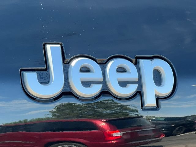 New 2026 Jeep Grand Cherokee L Limited w/ Luxury Tech Group II AWD/4WD image 48