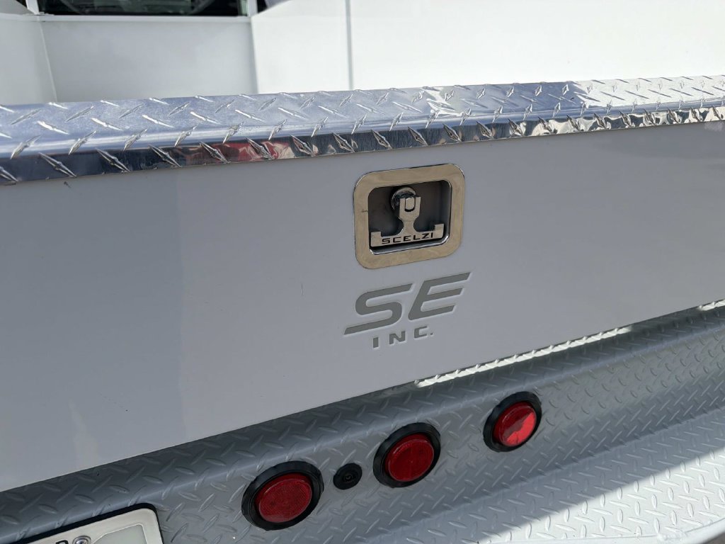 New 2026 Ford F450 XL w/ XL Chrome Package RWD image 7