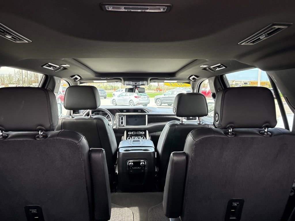Used 2021 GMC Yukon Denali AWD/4WD image 14