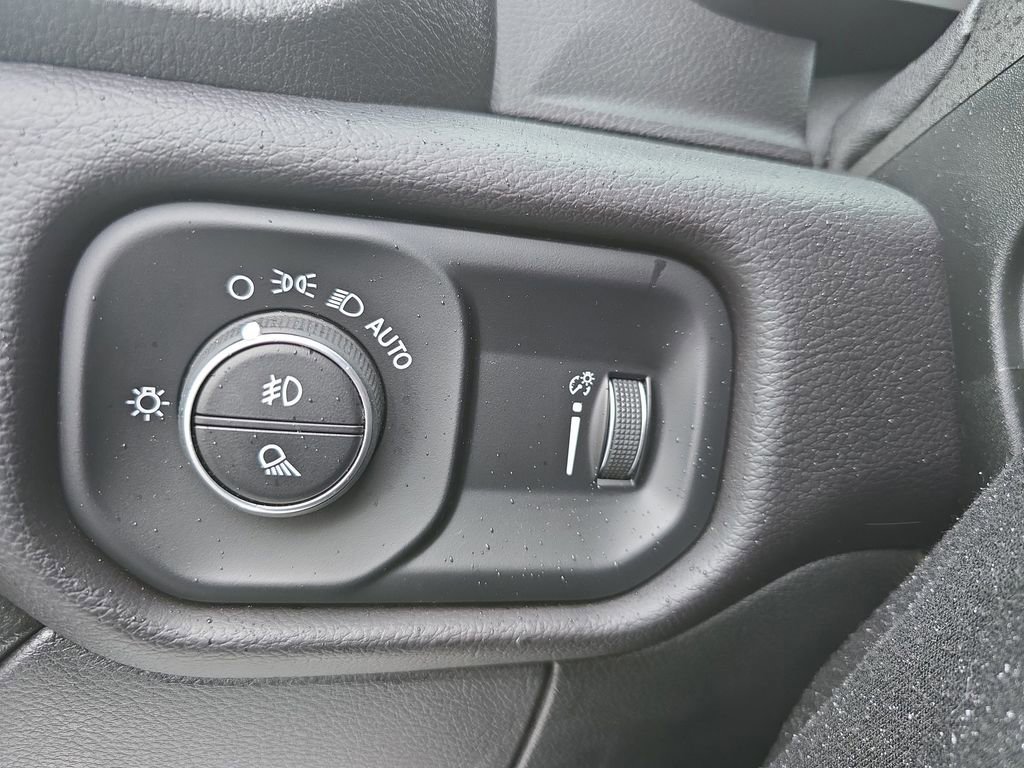 Used 2024 RAM 2500 Big Horn image 27