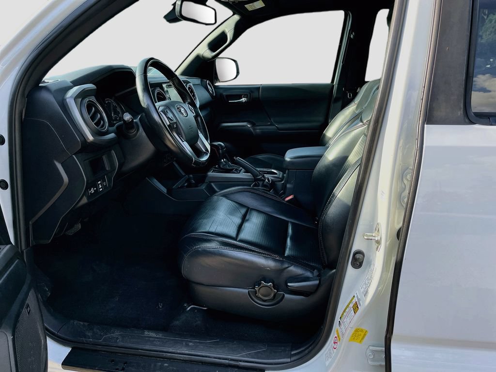 Used 2019 Toyota Tacoma TRD Pro AWD/4WD image 22