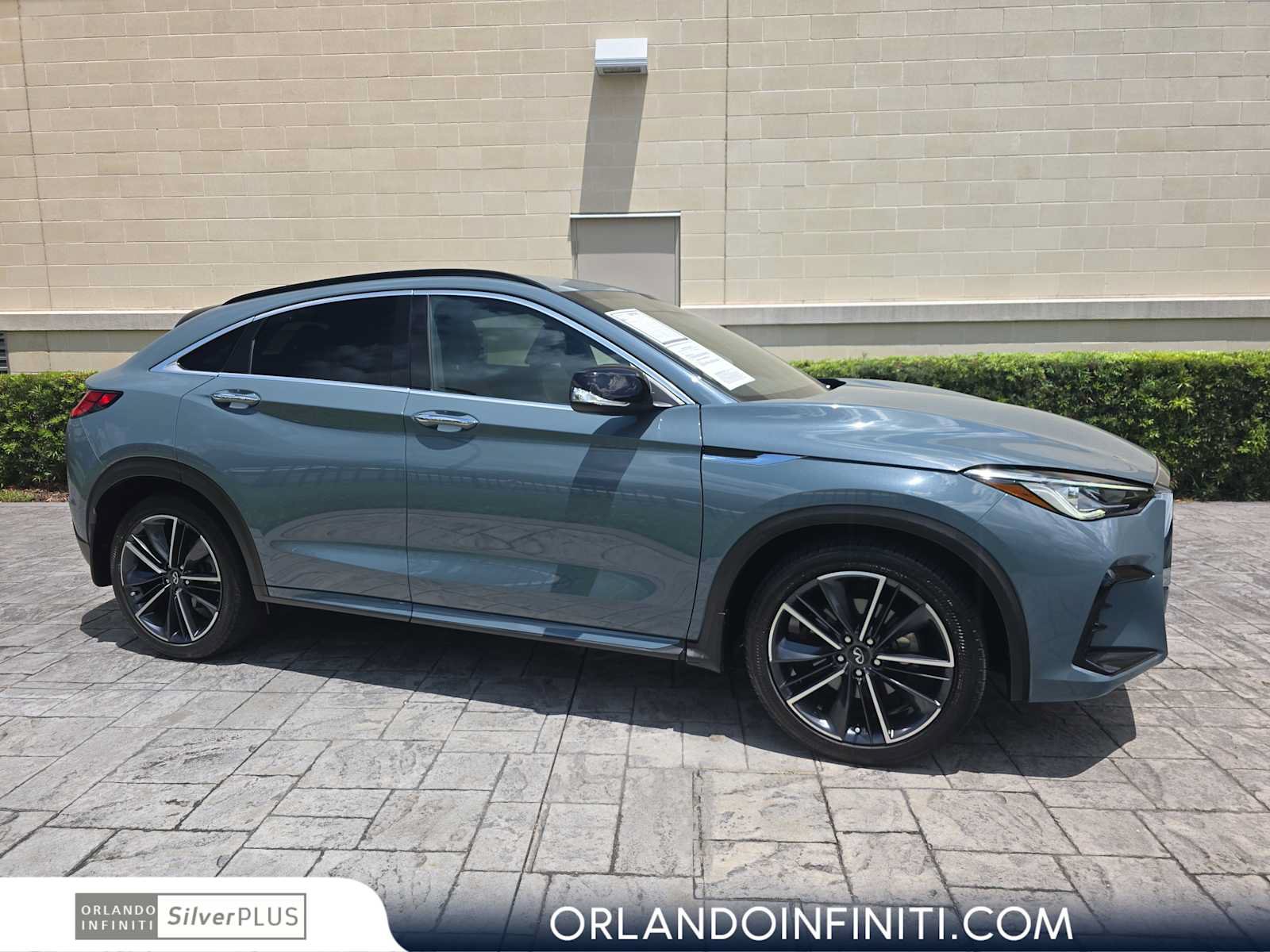 Used 2023 INFINITI QX55 Luxe w/ Cargo Package AWD/4WD image 1