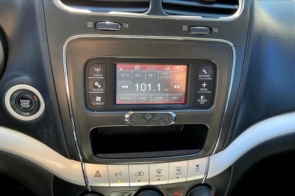 Used 2020 Dodge Journey SE w/ SE Popular Equipment Group FWD image 17