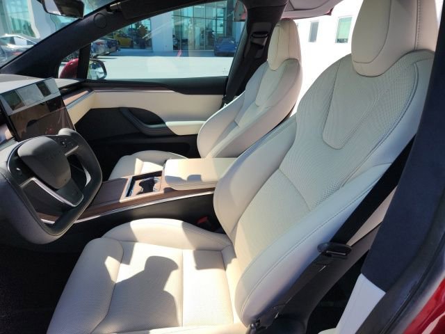 Used 2022 Tesla Model X image 26
