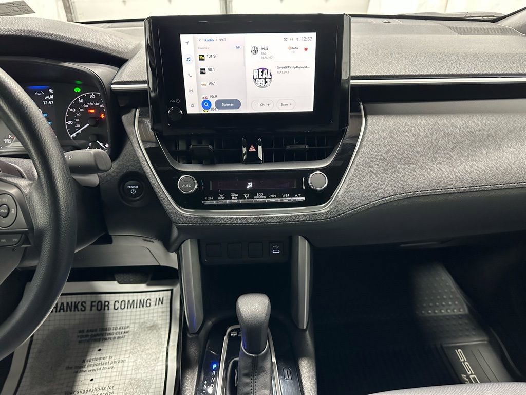 Used 2025 Toyota Corolla Cross AWD Hybrid image 25