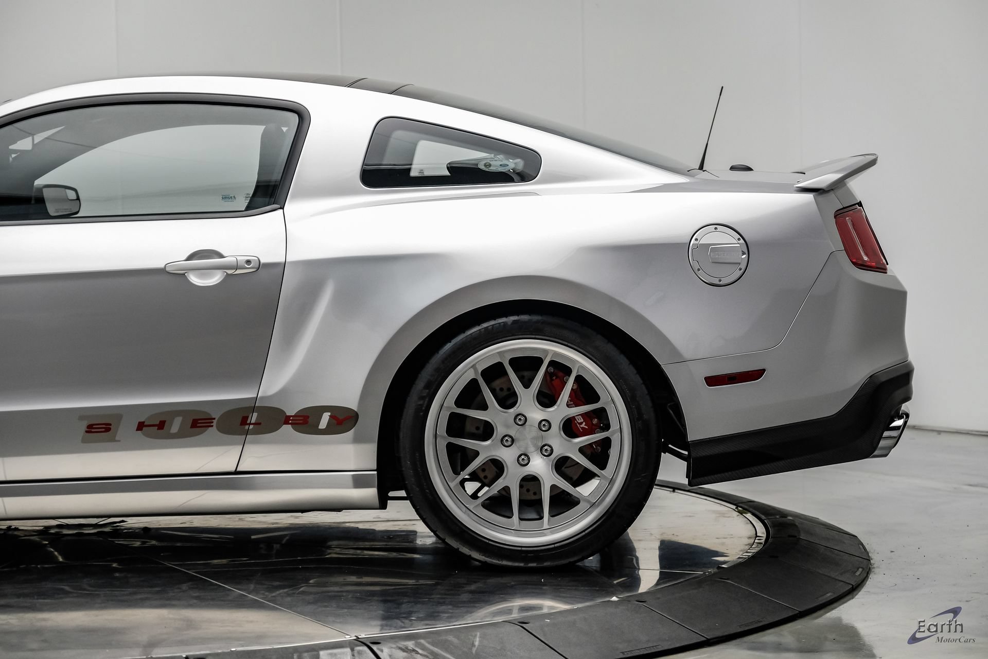 Used 2012 Ford Mustang Shelby GT500 w/ SVT Performance Pkg RWD image 11