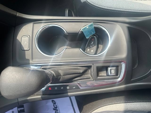 Used 2024 Chevrolet Equinox LT FWD image 24