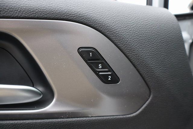 New 2026 Chrysler Pacifica Select FWD image 8