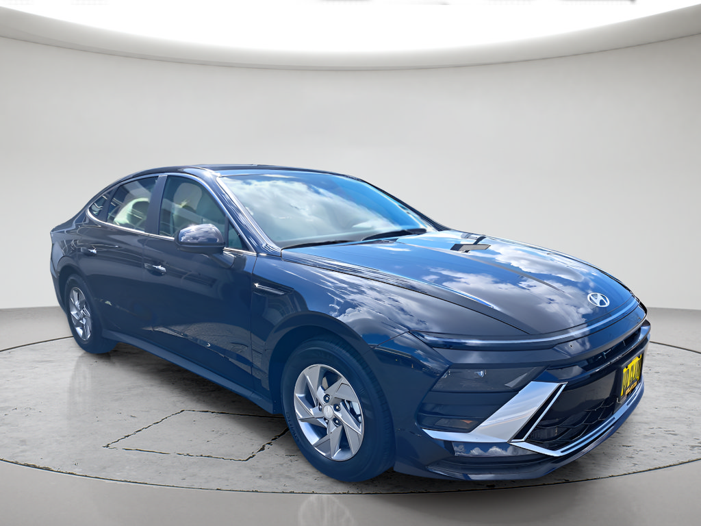 New 2026 Hyundai Sonata SE FWD image 1