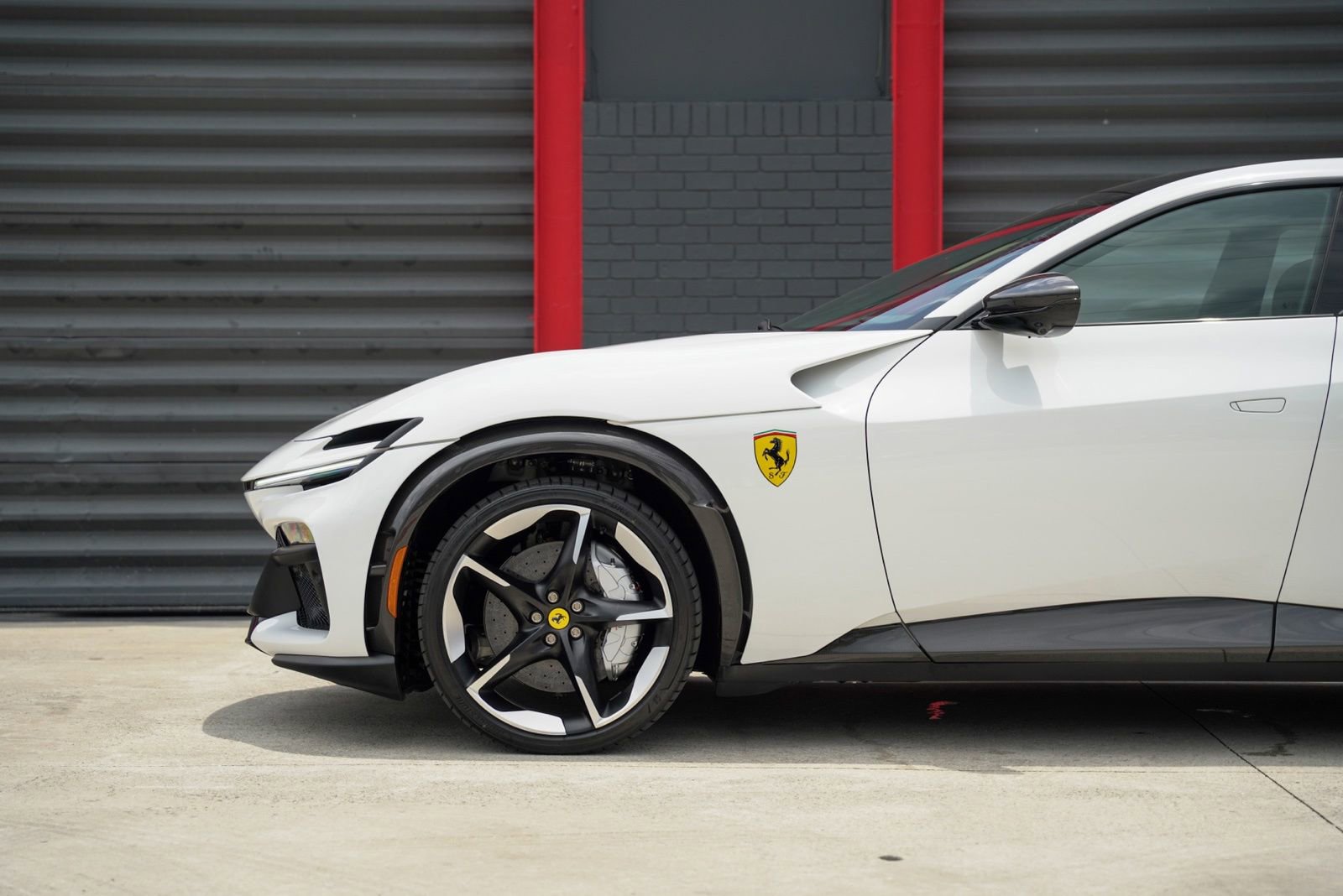 Used 2025 Ferrari Purosangue AWD/4WD image 13