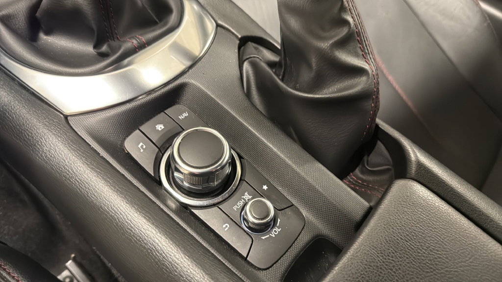 Used 2019 MAZDA MX-5 Miata RF Grand Touring w/ GT-S Package RWD image 27
