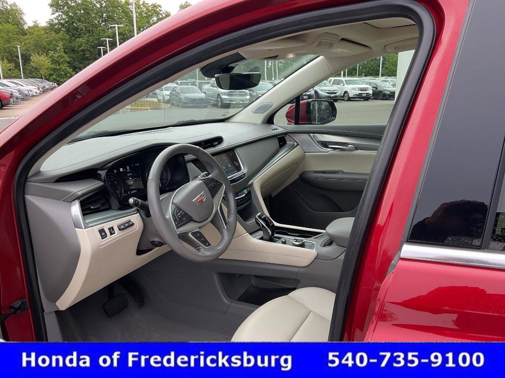Used 2023 Cadillac XT5 Premium Luxury w/ Technology Package AWD/4WD image 30