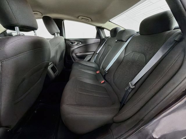 Used 2015 Chrysler 200 LX FWD image 23