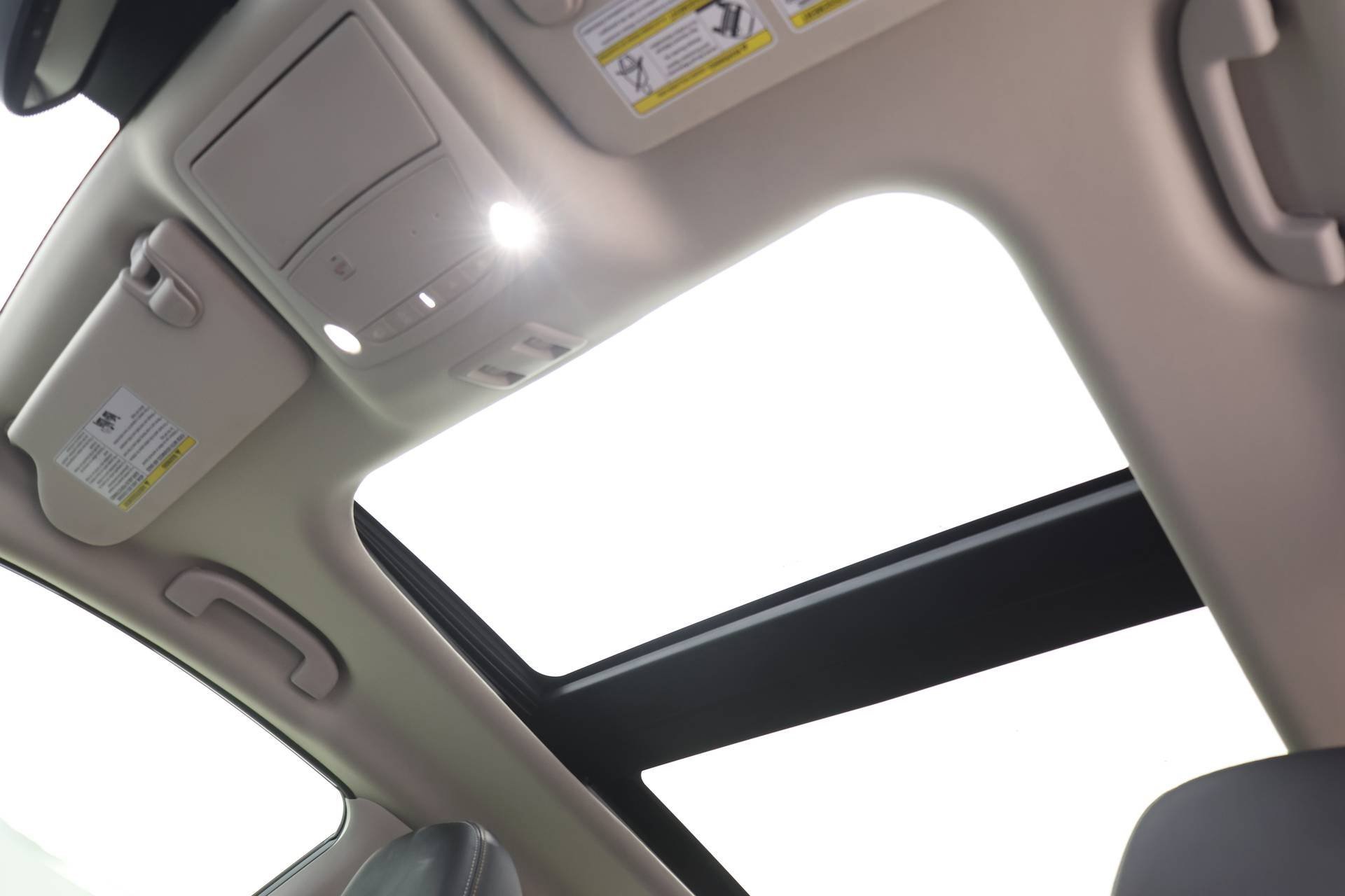 Used 2023 Nissan Murano Platinum w/ Cargo Package image 14