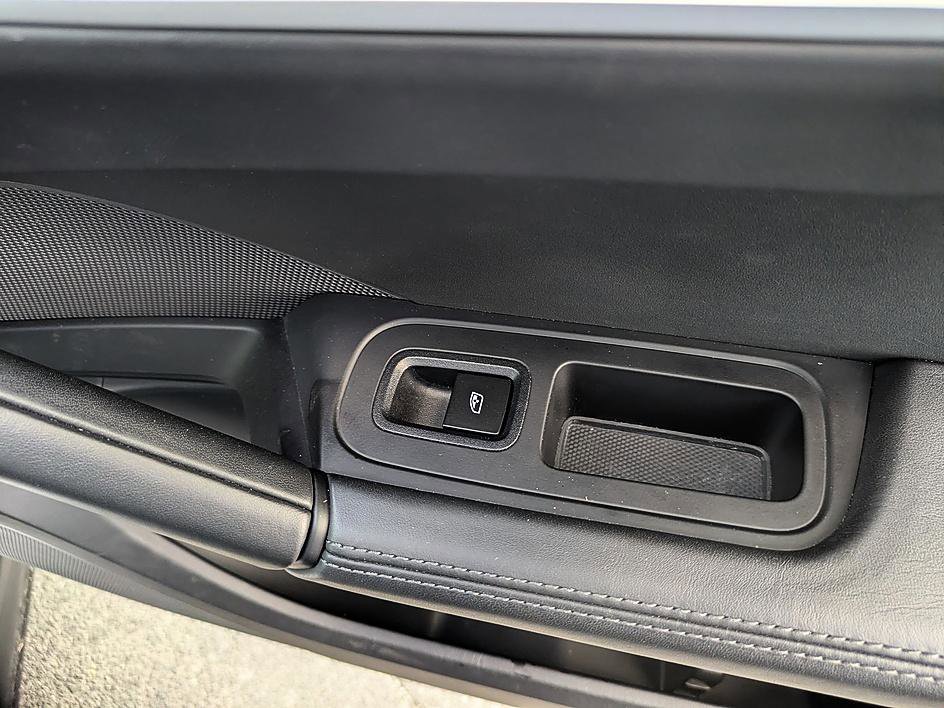 Used 2024 Porsche Cayenne image 43