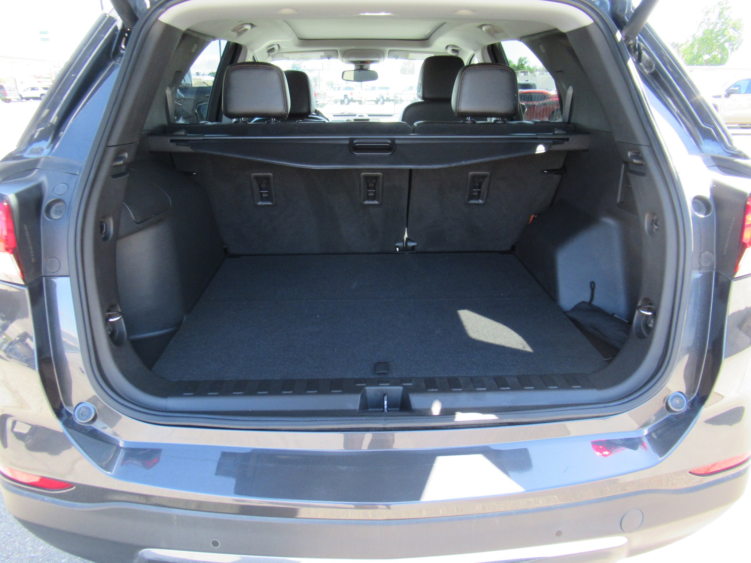 Used 2022 Chevrolet Equinox Premier AWD/4WD image 20