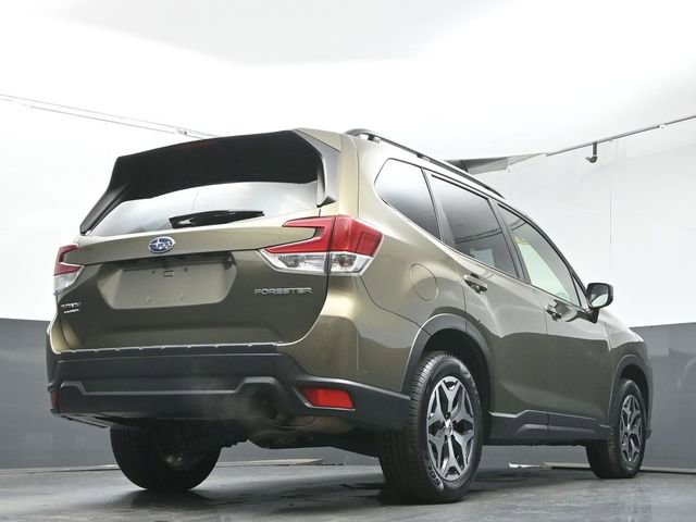 Certified 2023 Subaru Forester Premium image 37