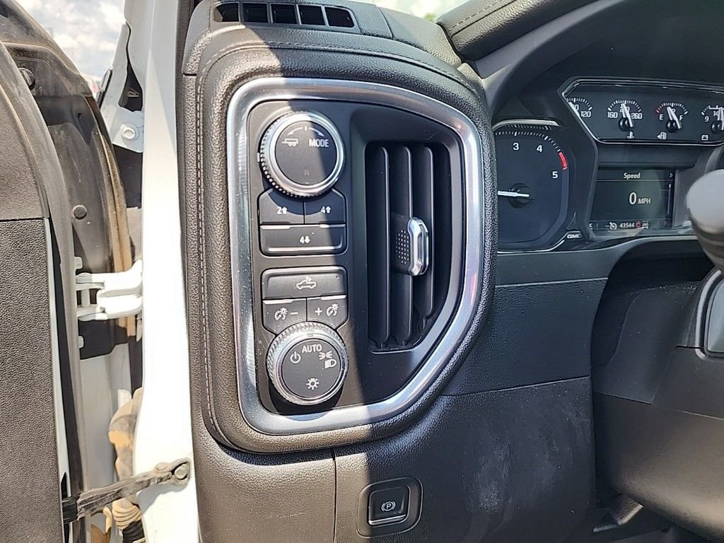 Used 2023 GMC Sierra 2500 SLE image 11