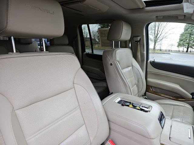 Used 2017 GMC Yukon XL Denali w/ Open Road Package image 12