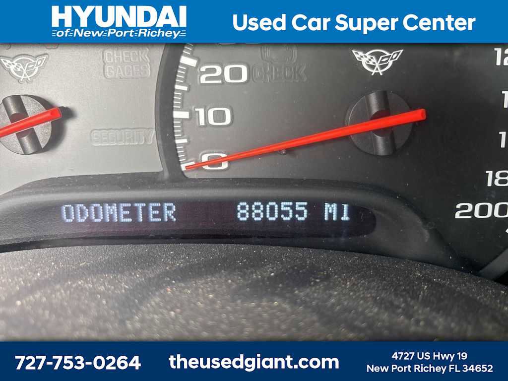 Used 1998 Chevrolet Corvette Coupe w/ Roof Pkg image 11