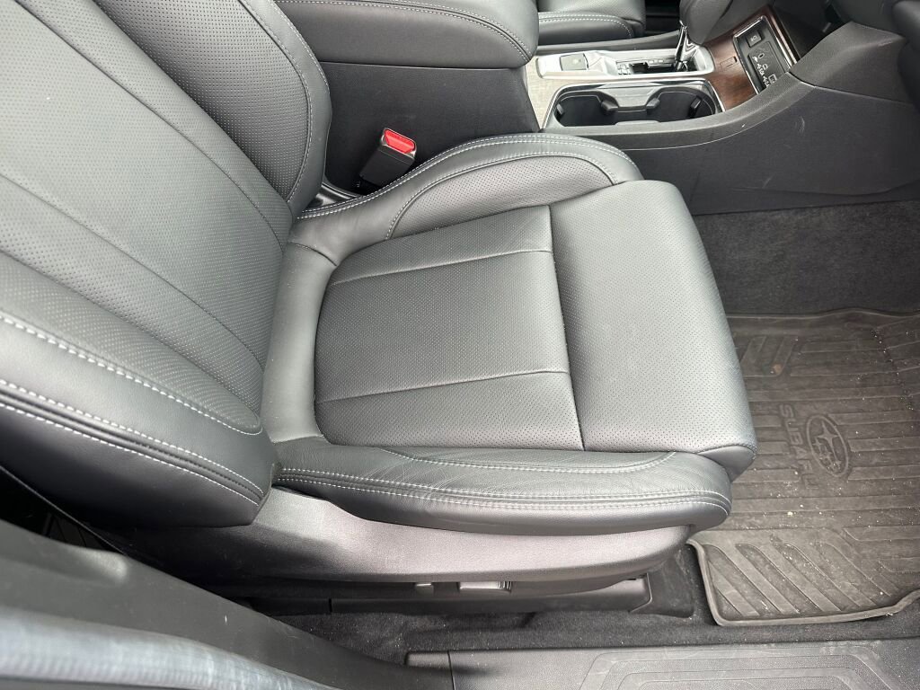 Used 2024 Subaru Ascent Touring w/ Popular Package #2 image 18