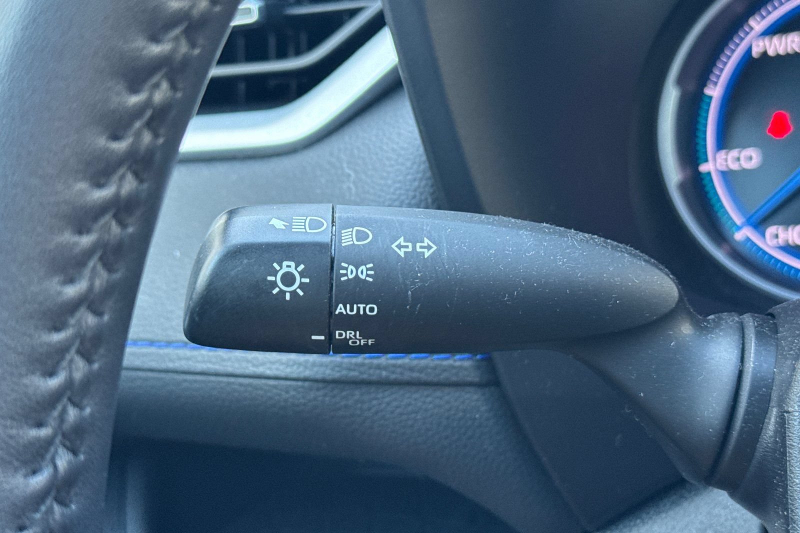 Certified 2022 Toyota RAV4 XSE AWD/4WD image 39