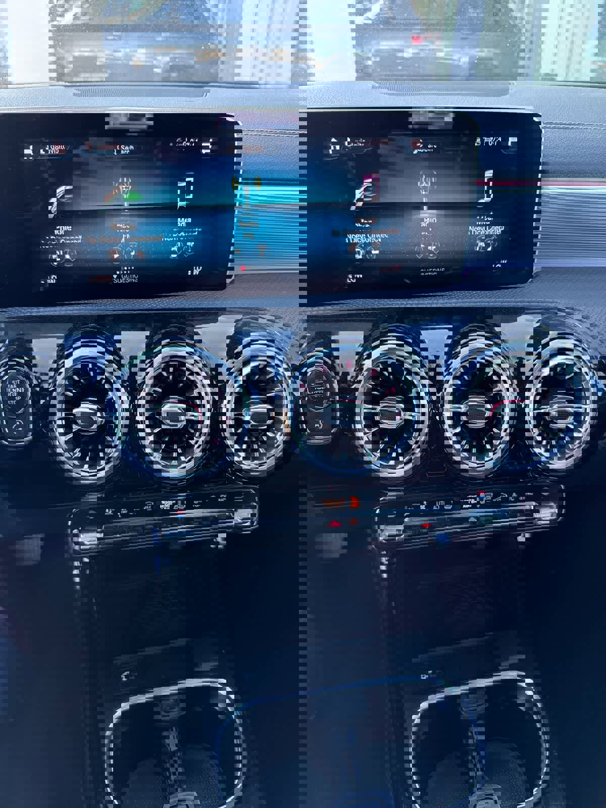 Used 2020 Mercedes-Benz CLA 250 image 9