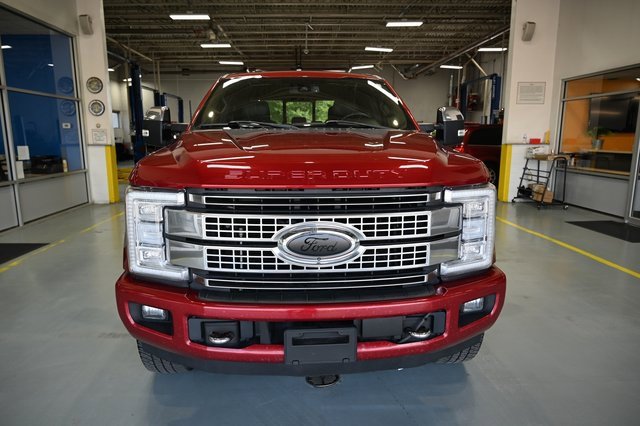 Used 2018 Ford F250 Platinum image 2