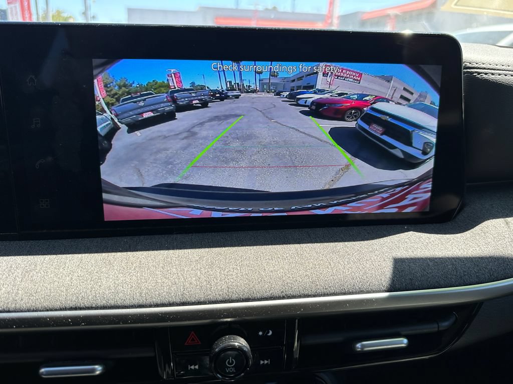 Used 2026 Nissan Kicks SV FWD image 33