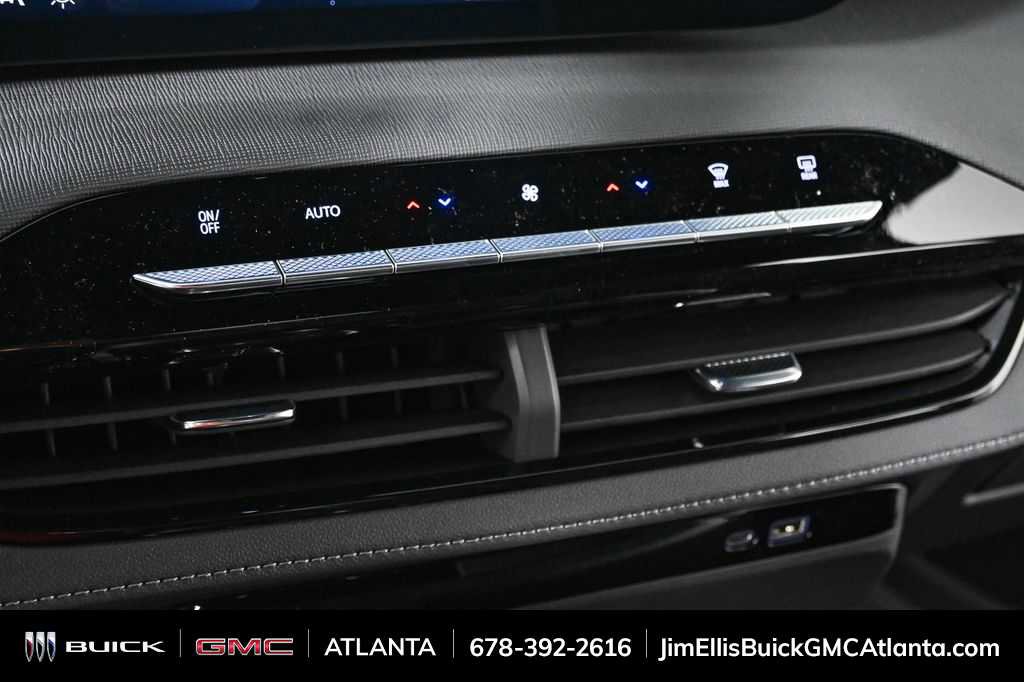 New 2025 Buick Enclave Sport Touring w/ Power Package image 17