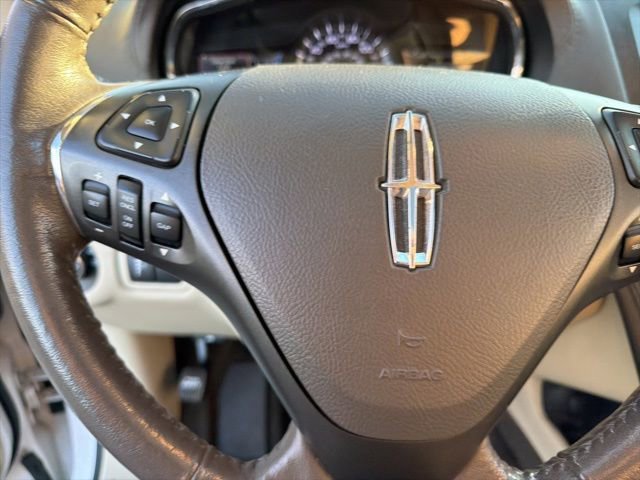 Used 2018 Lincoln MKT AWD w/ Technology Package image 23