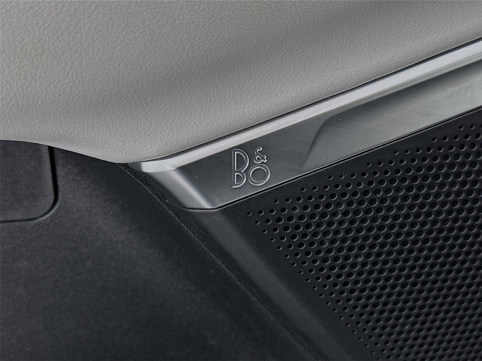 Used 2025 Ford Expedition Max Platinum w/ Driver's Package image 34