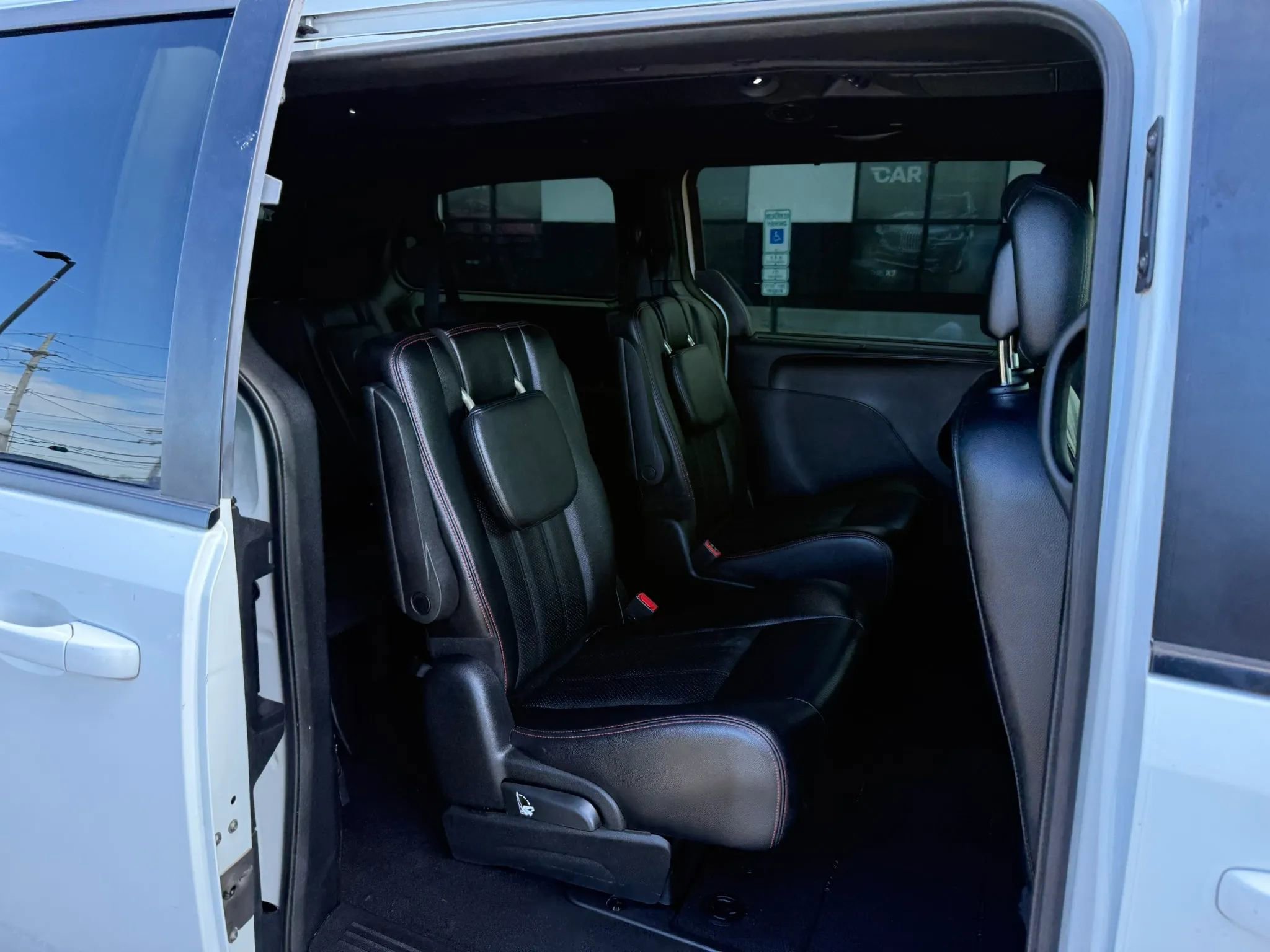 Used 2019 Dodge Grand Caravan GT FWD image 26
