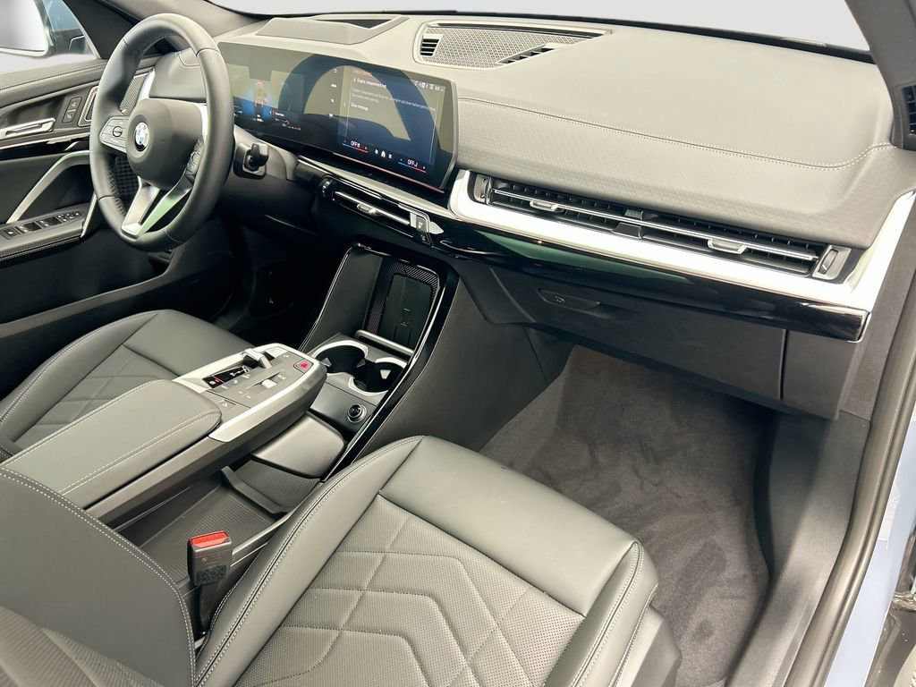 New 2026 BMW X2 xDrive28i w/ Technology Package image 16