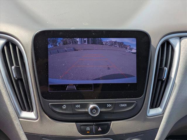 Used 2022 Chevrolet Malibu LT FWD image 15