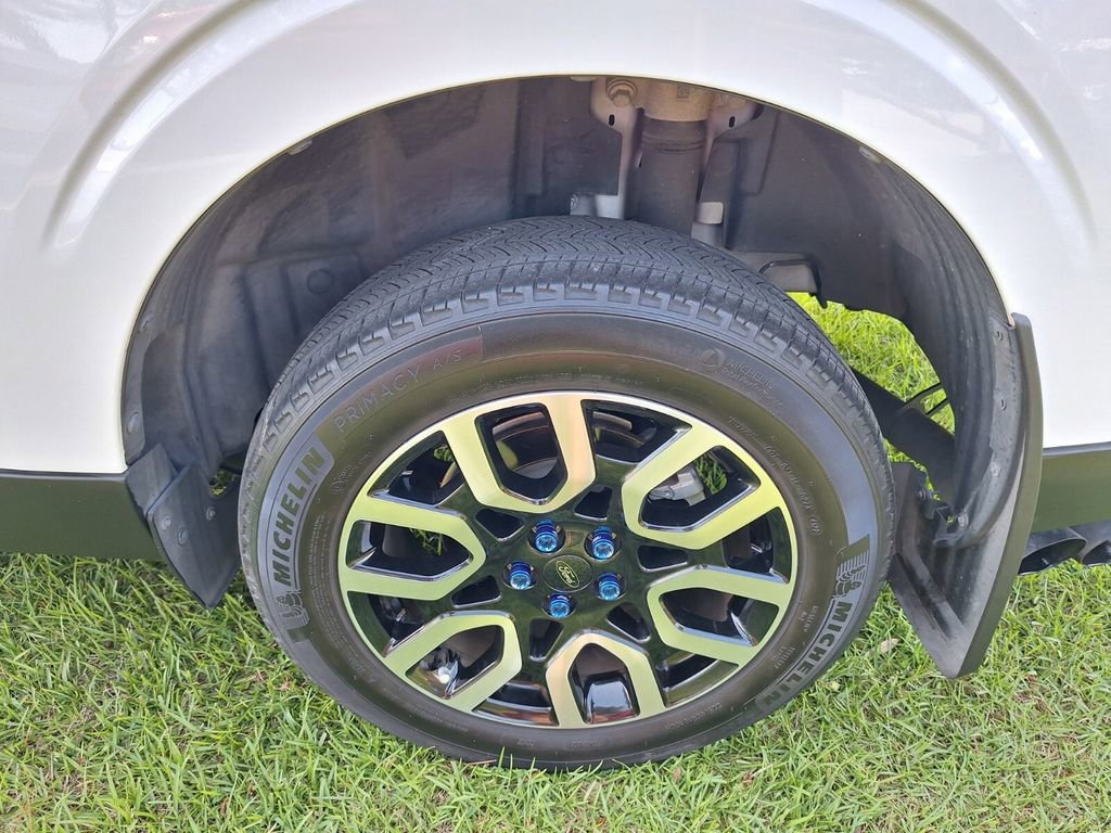 Used 2022 Ford Maverick Lariat w/ Equipment Group 500A Standard image 25