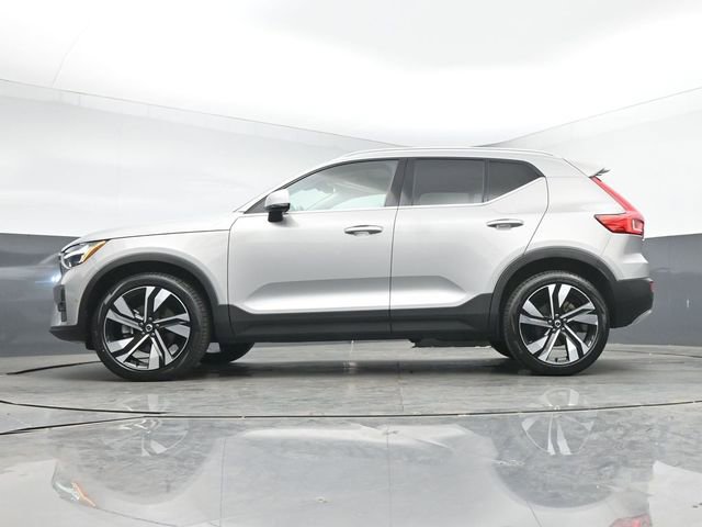 Used 2023 Volvo XC40 B5 Ultimate w/ Climate Package AWD/4WD image 42